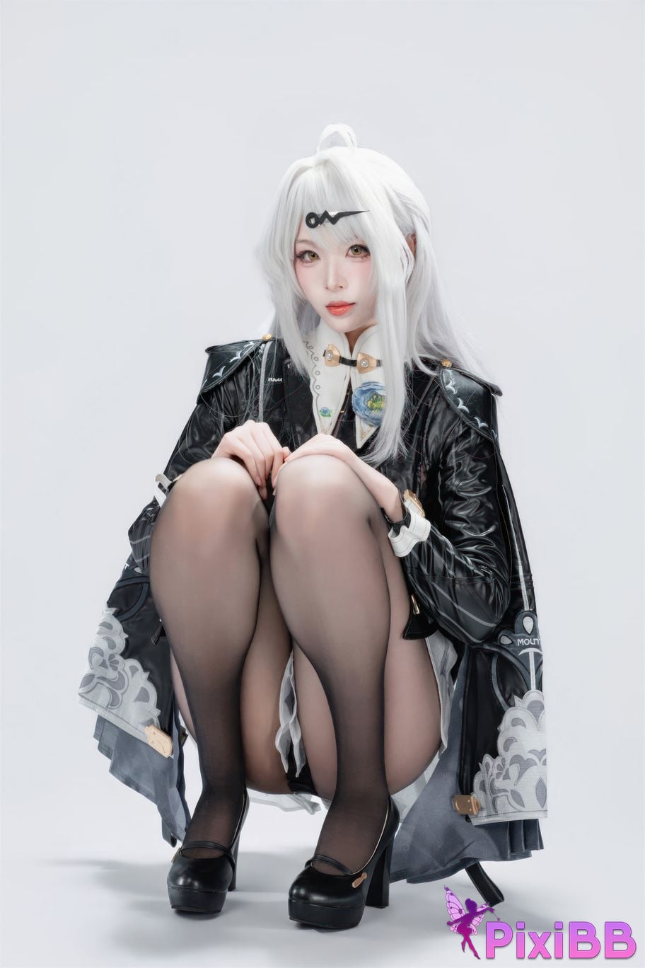 Cosplayer Senior Sister Xuan Xiao absolute zero Yixuan ink shaped traces PixiBB.COM 023