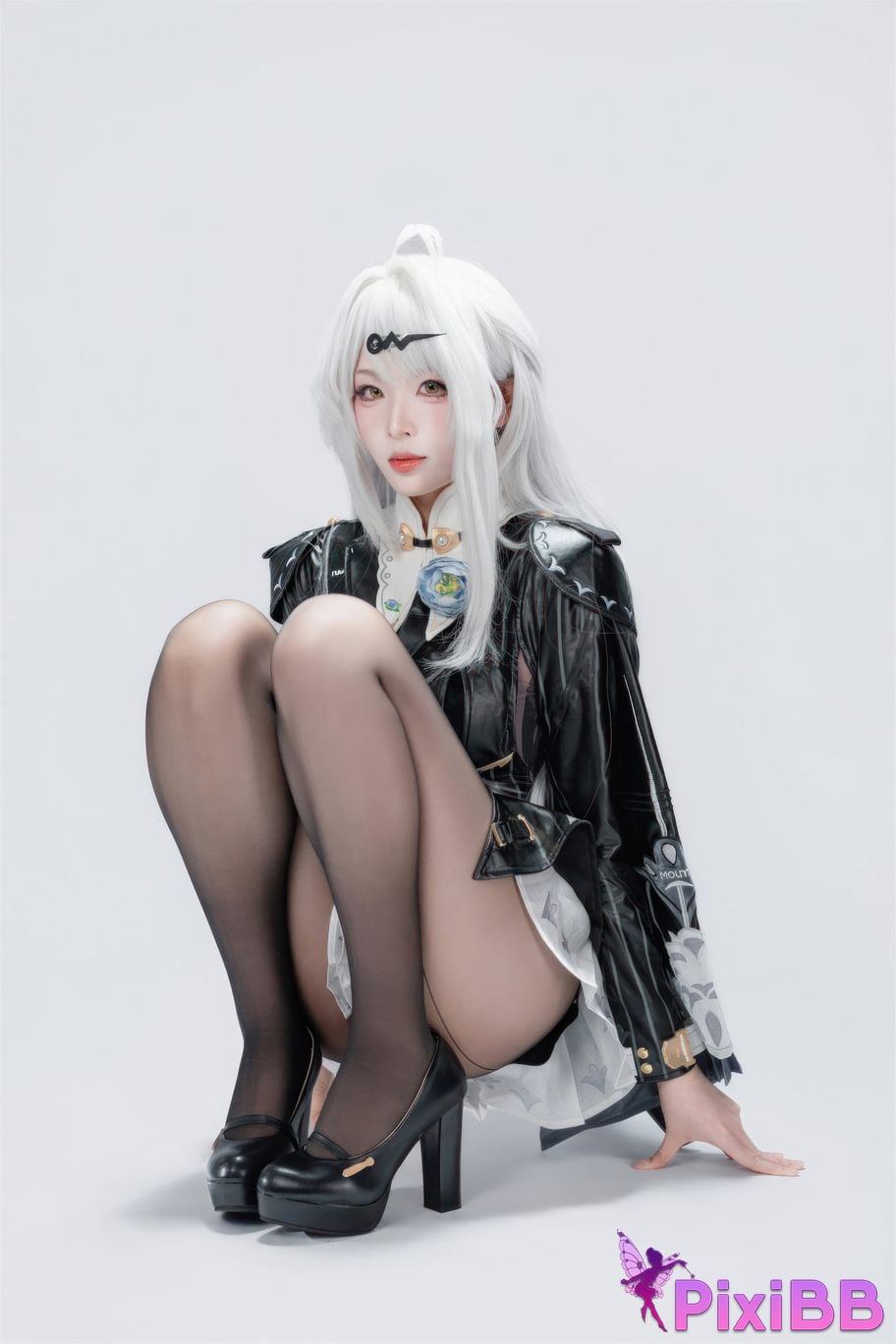 Cosplayer Senior Sister Xuan Xiao absolute zero Yixuan ink shaped traces PixiBB.COM 038