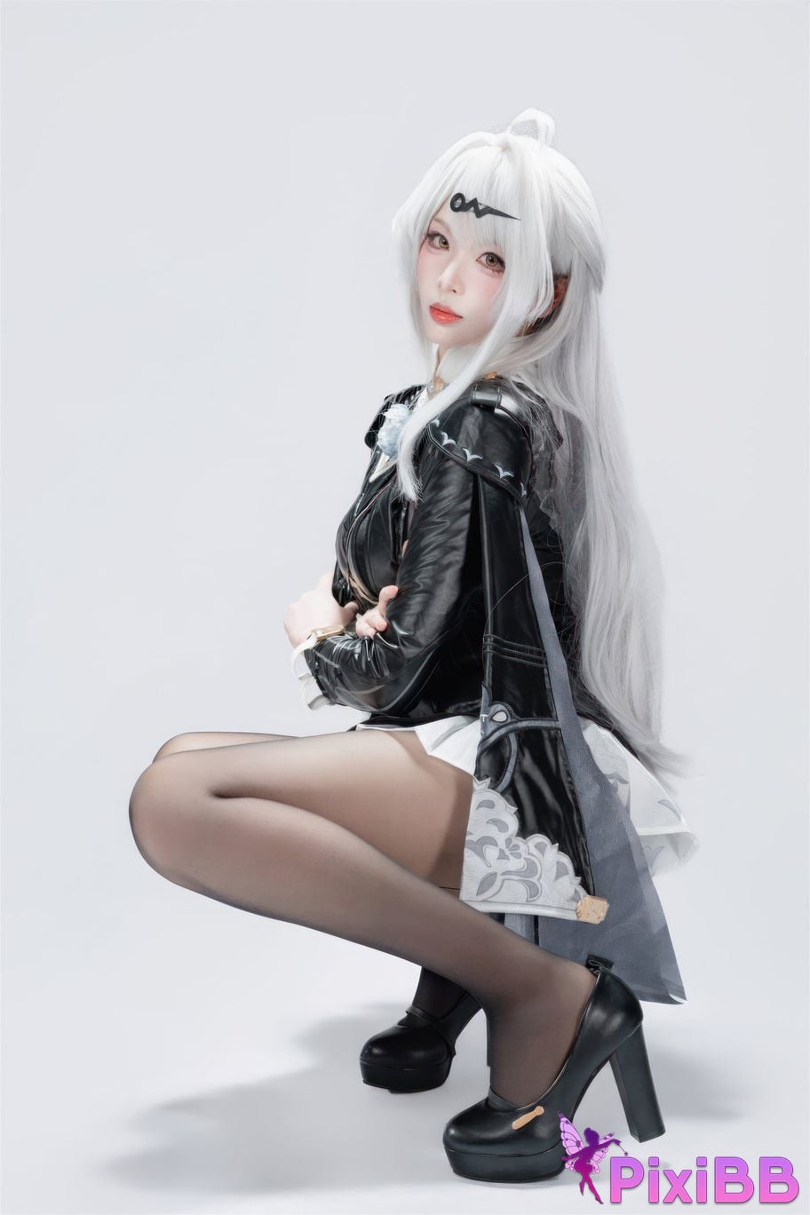 Cosplayer Senior Sister Xuan Xiao absolute zero Yixuan ink shaped traces PixiBB.COM 040