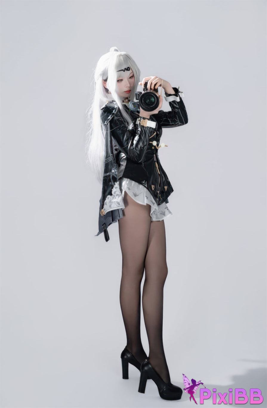 Cosplayer Senior Sister Xuan Xiao absolute zero Yixuan ink shaped traces PixiBB.COM 057