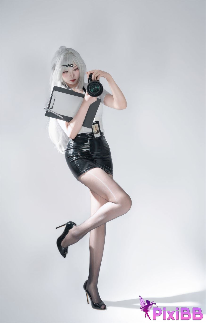 Cosplayer Senior Sister Xuan Xiao absolute zero Yixuan ink shaped traces PixiBB.COM 093