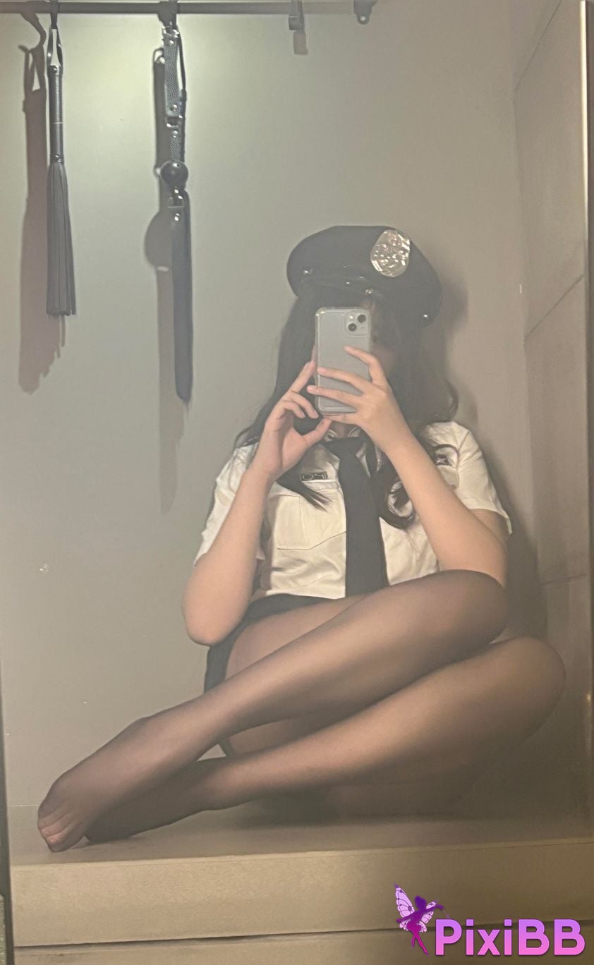 Cosplayer Senior Sister Xuan Xiao female police officer PixiBB.COM 064