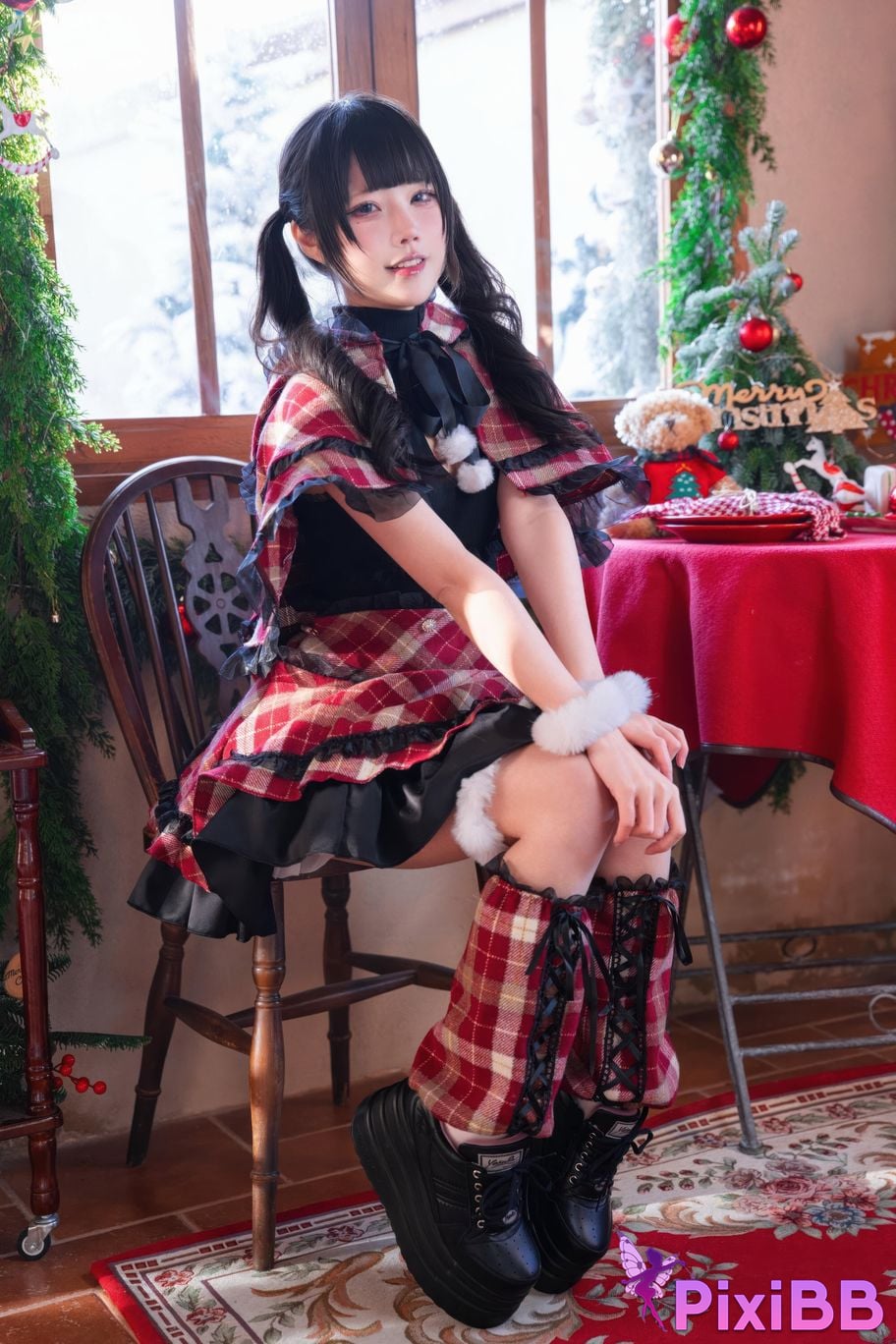 Cosplayer Shimizu Nagi Christmas day and night PixiBB.COM 002