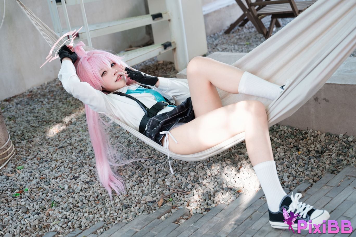 Cosplayer Shimizu Nagi Birds in the Starry Wilderness PixiBB.COM 012