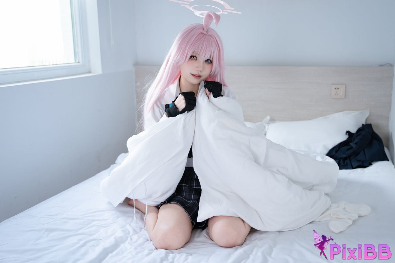 Cosplayer Shimizu Nagi Birds in the Starry Wilderness PixiBB.COM 080