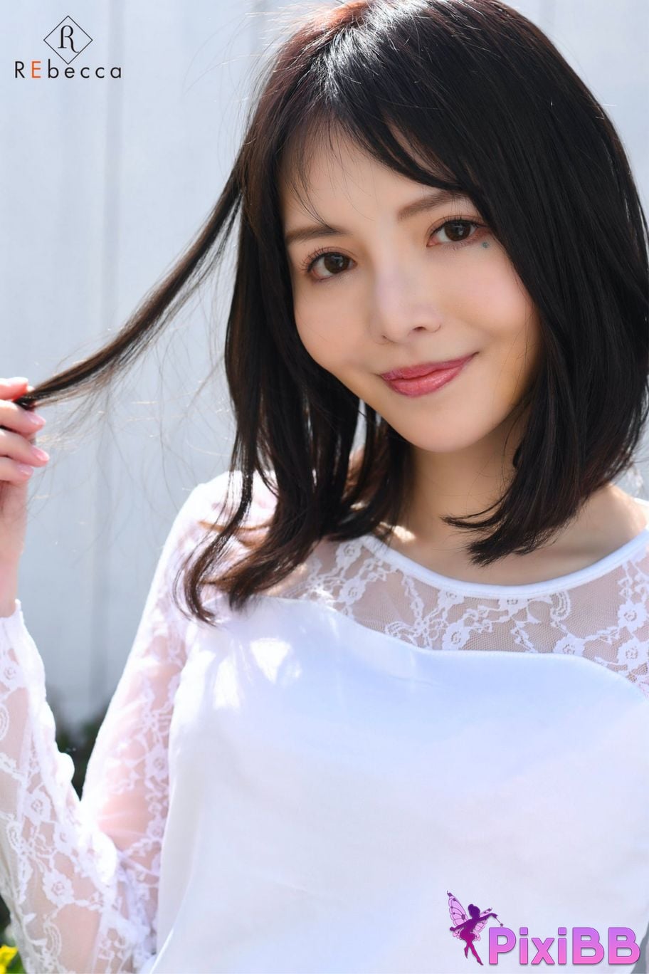 Japanese Idol Riona Hirose REbecca Touch Your Heart PixiBB.COM 002