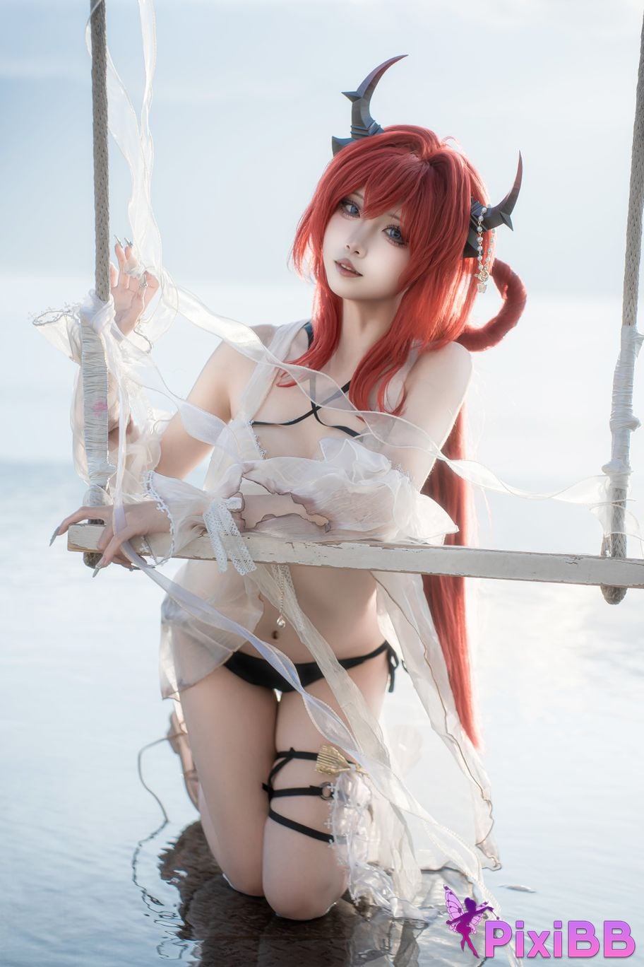 Cosplayer Zhiyue Etsu ko Arknights Shirter swimsuit PixiBB.COM 006