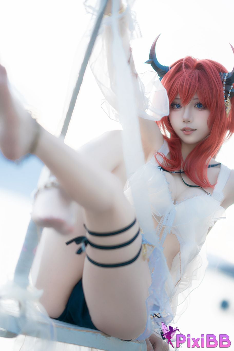 Cosplayer Zhiyue Etsu ko Arknights Shirter swimsuit PixiBB.COM 014
