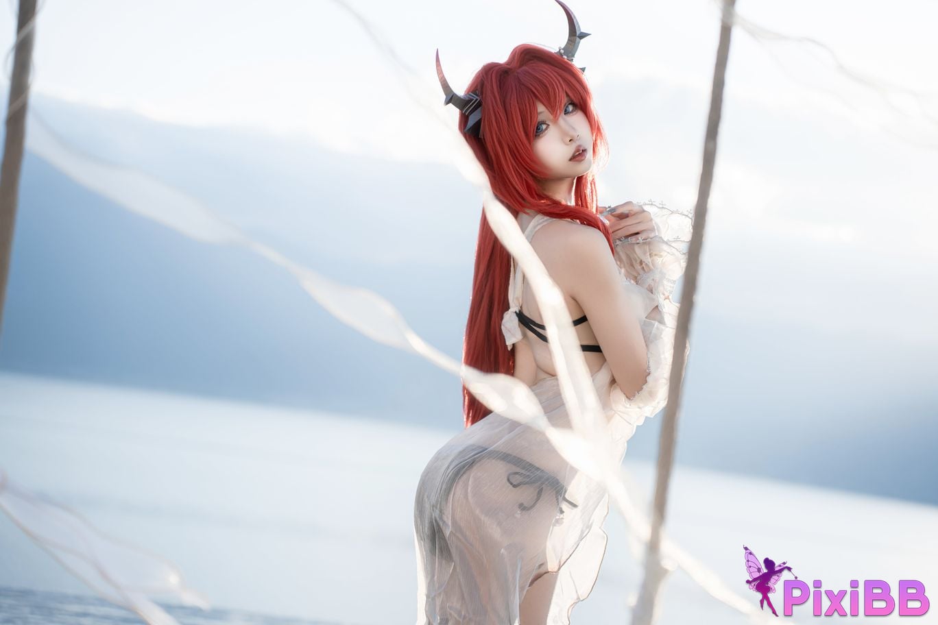 Cosplayer Zhiyue Etsu ko Arknights Shirter swimsuit PixiBB.COM 018