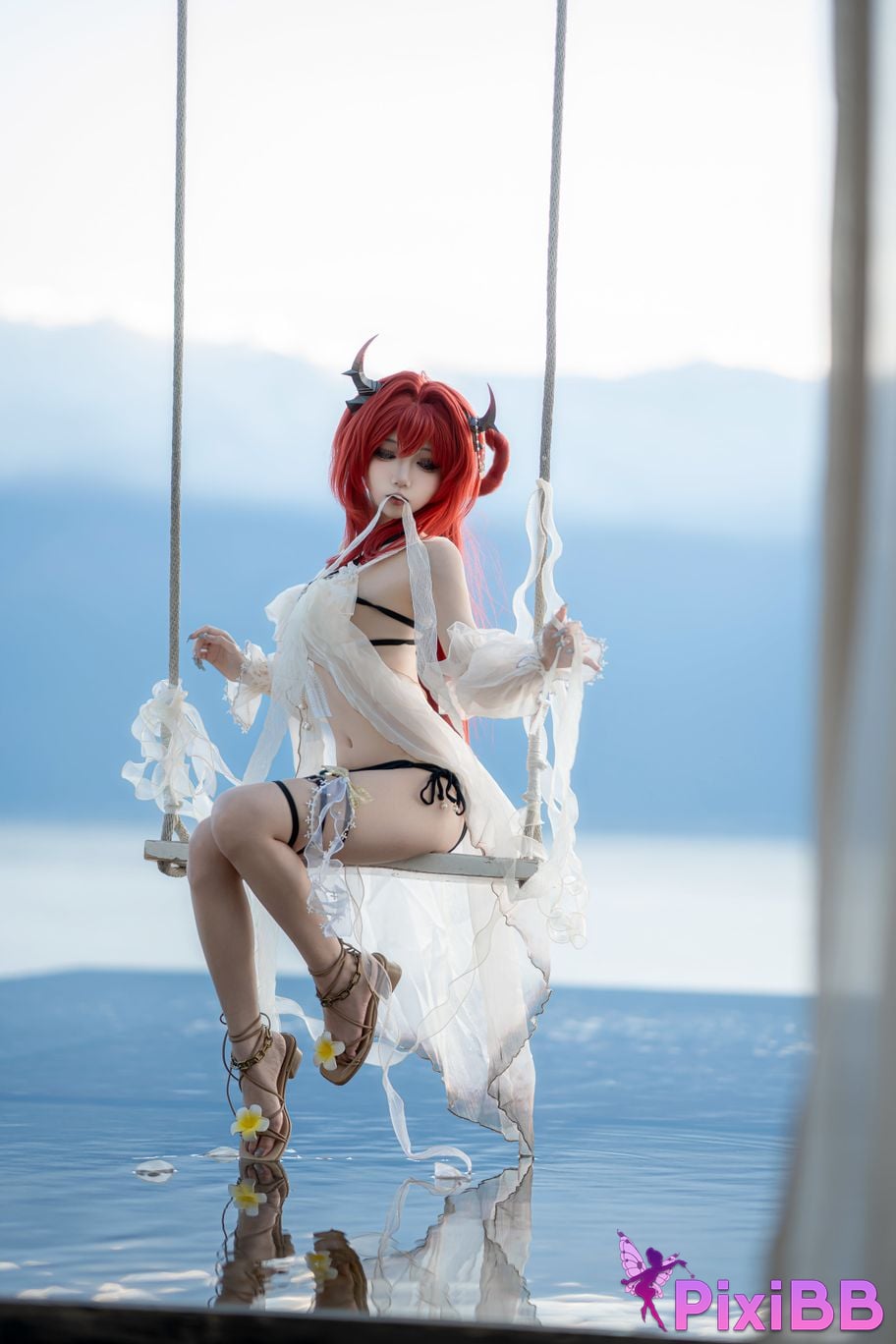 Cosplayer Zhiyue Etsu ko Arknights Shirter swimsuit PixiBB.COM 022