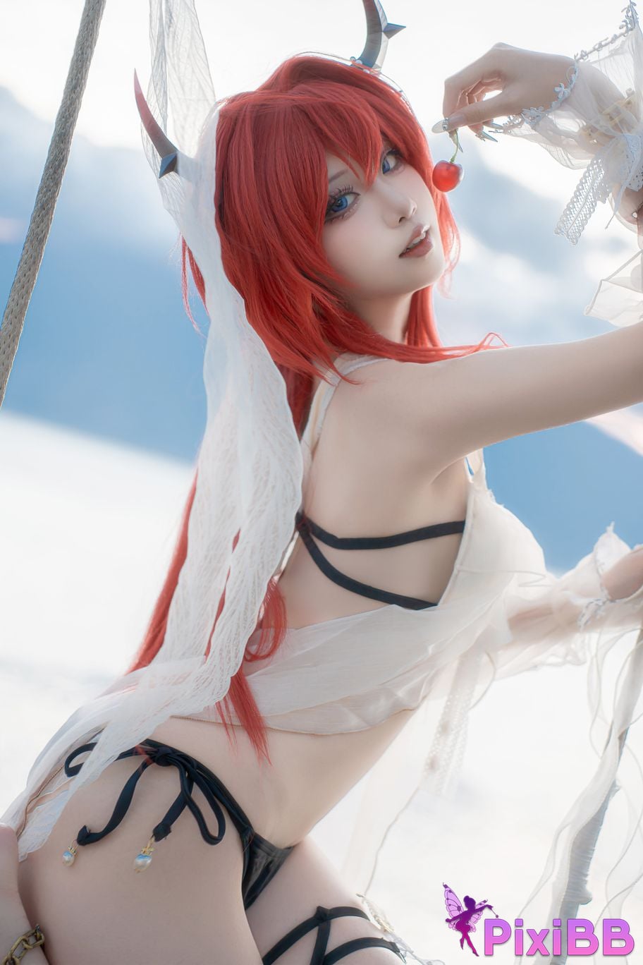 Cosplayer Zhiyue Etsu ko Arknights Shirter swimsuit PixiBB.COM 030