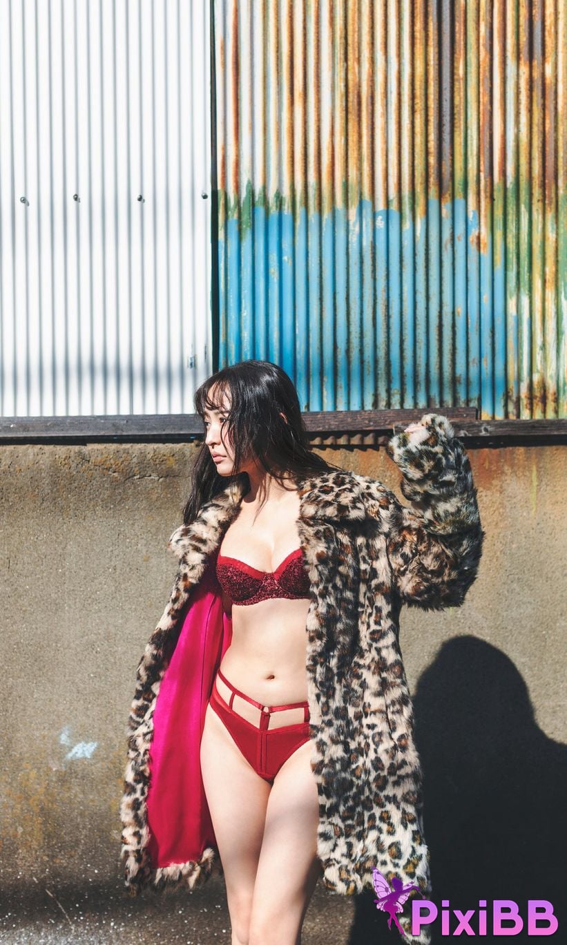 Japanese Idol Kanami Takasaki Digital only photo collection Its too dangerous weekly play PHOTO BOOK PixiBB.COM 033