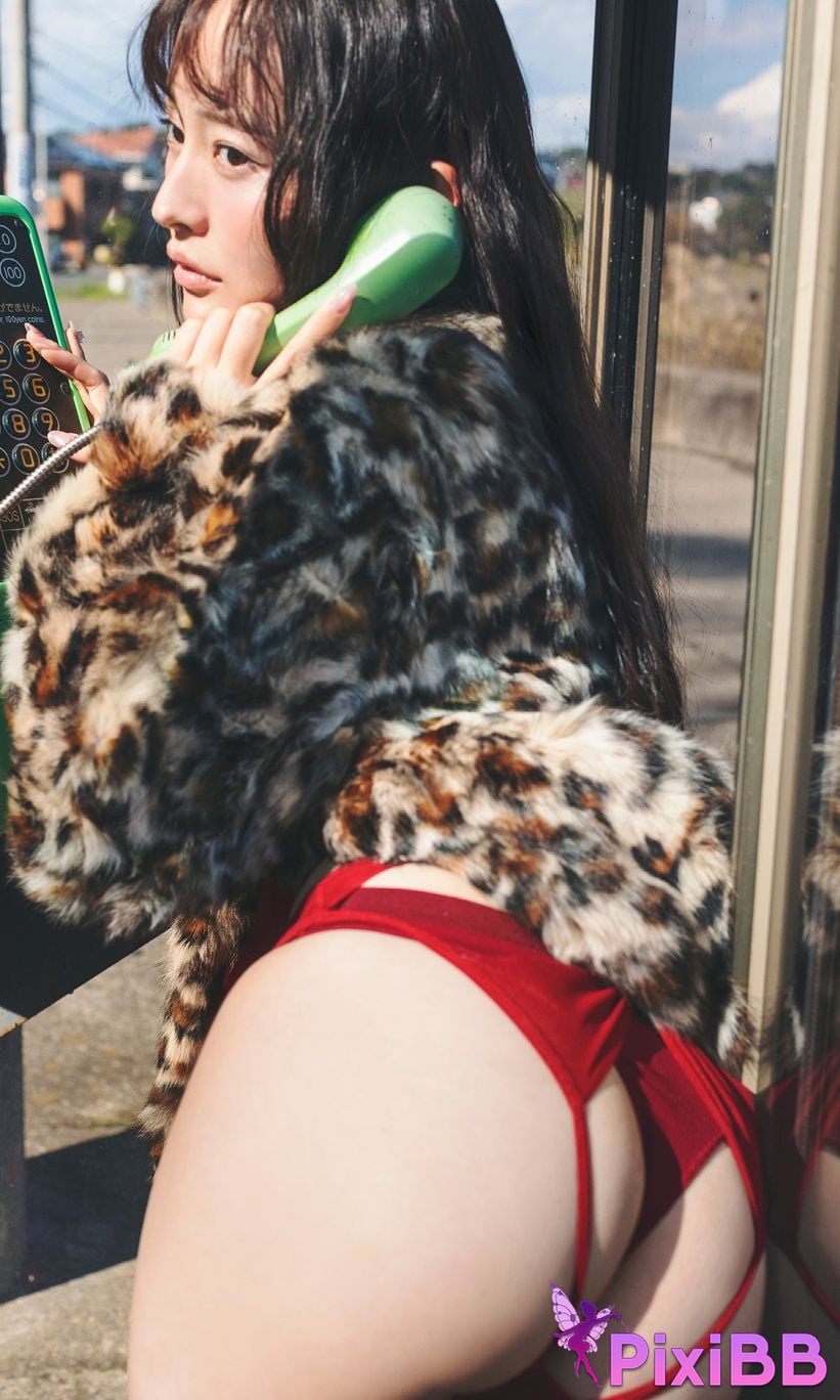 Japanese Idol Kanami Takasaki Digital only photo collection Its too dangerous weekly play PHOTO BOOK PixiBB.COM 036