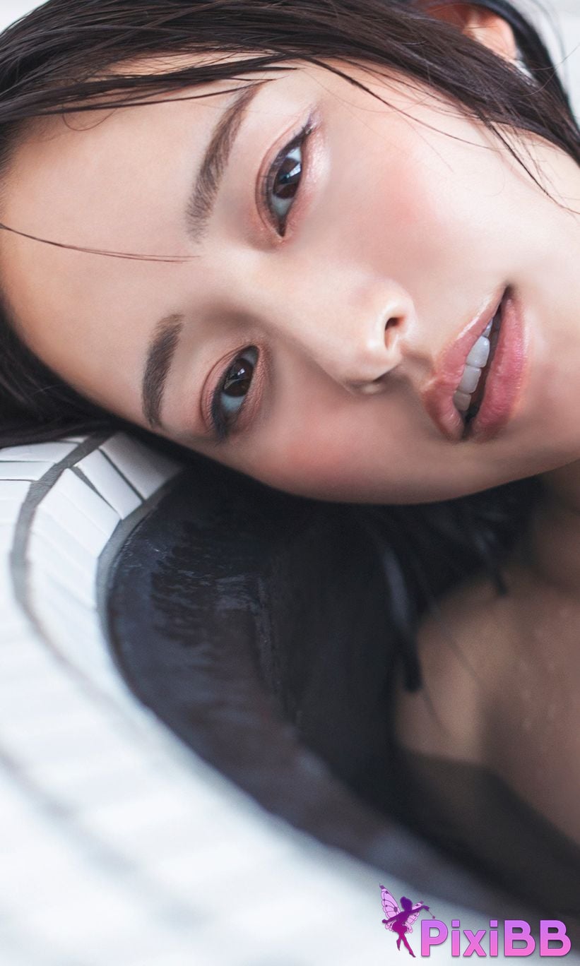 Japanese Idol Kanami Takasaki Digital only photo collection Its too dangerous weekly play PHOTO BOOK PixiBB.COM 050