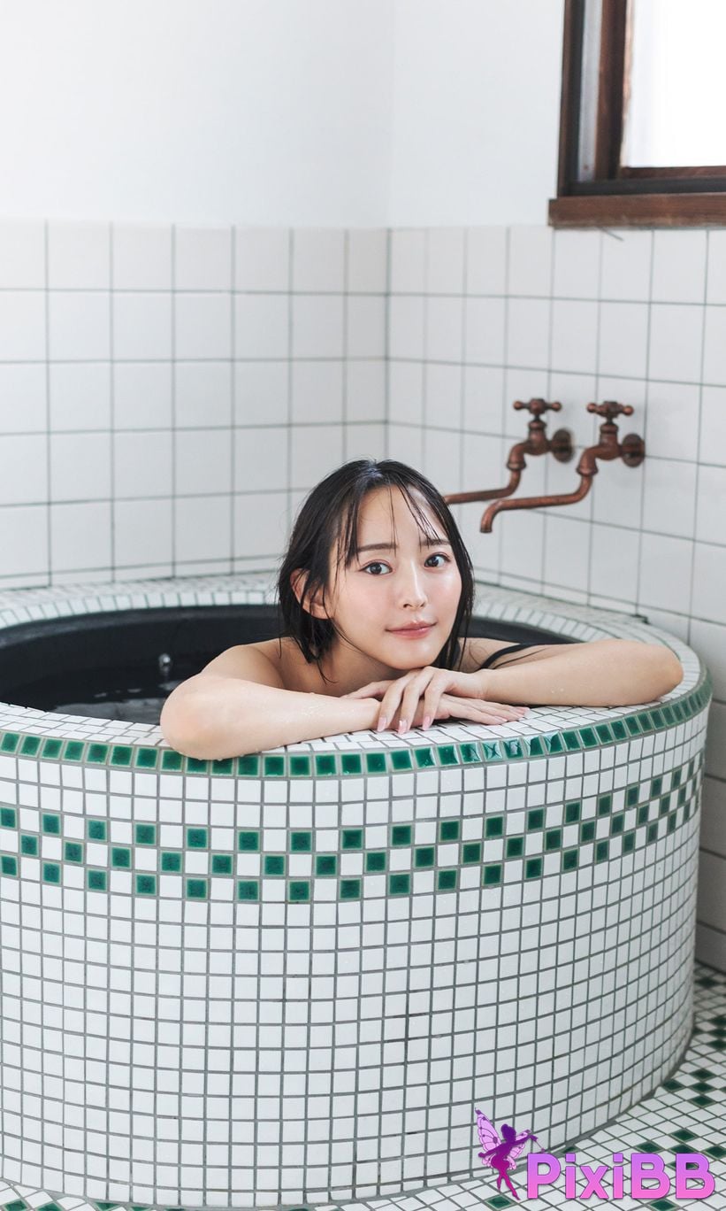 Japanese Idol Kanami Takasaki Digital only photo collection Its too dangerous weekly play PHOTO BOOK PixiBB.COM 052