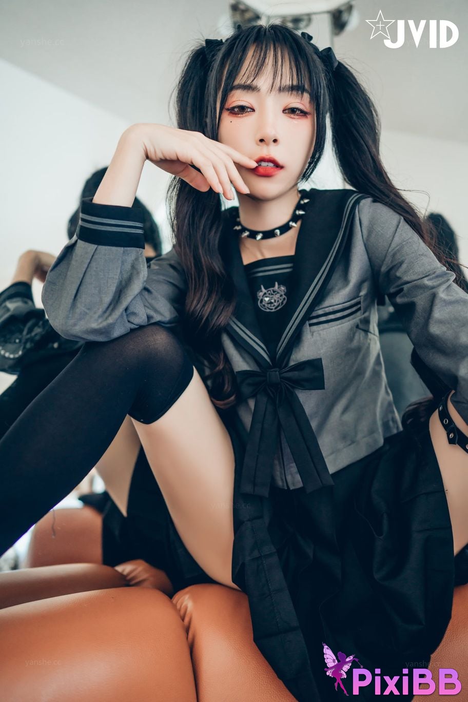 JVID Piao Ge Color Delusion Series Xiao Hua Ye Shi Da Jie Tou PixiBB.COM 035