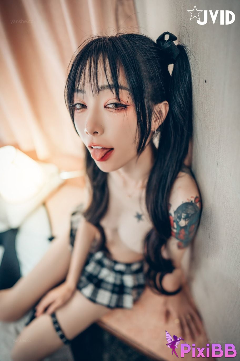 JVID Piao Ge Color Delusion Series Xiao Hua Ye Shi Da Jie Tou PixiBB.COM 082