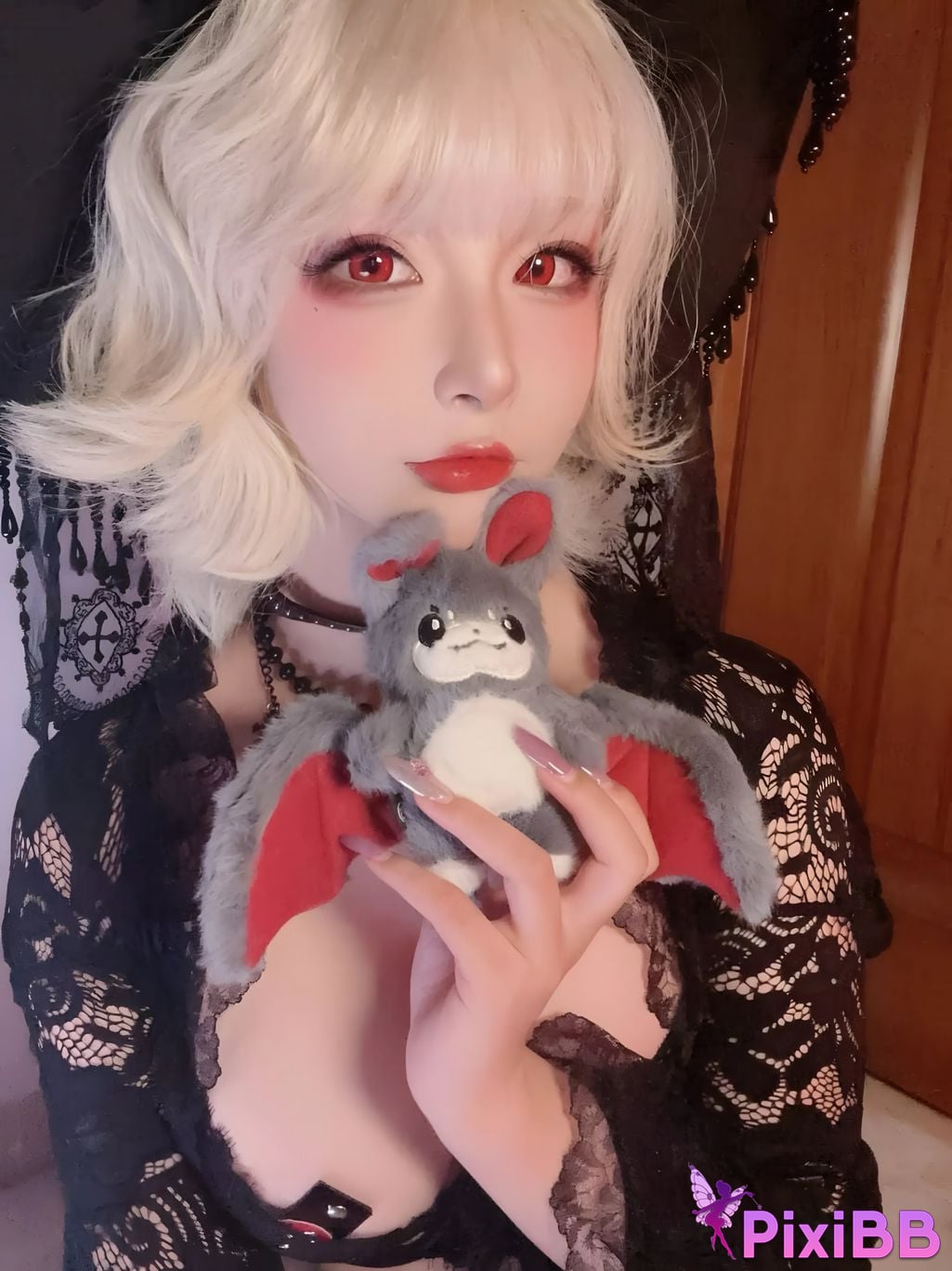 Cosplayer yuuhui Yuhui Patreon subscription bat witch PixiBB.COM 006