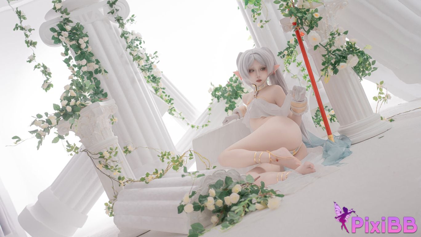 Cosplayer Zhiyue Etsu ko The funeral of Florian Dancer PixiBB.COM 044