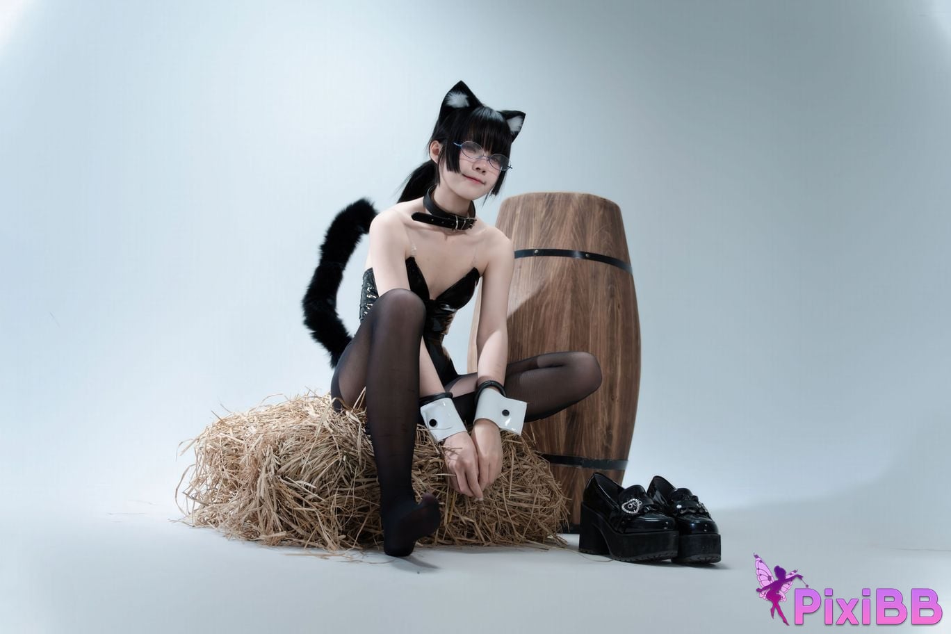 Cosplayer Shimizu Nagi The cat said you can have cake PixiBB.COM 059