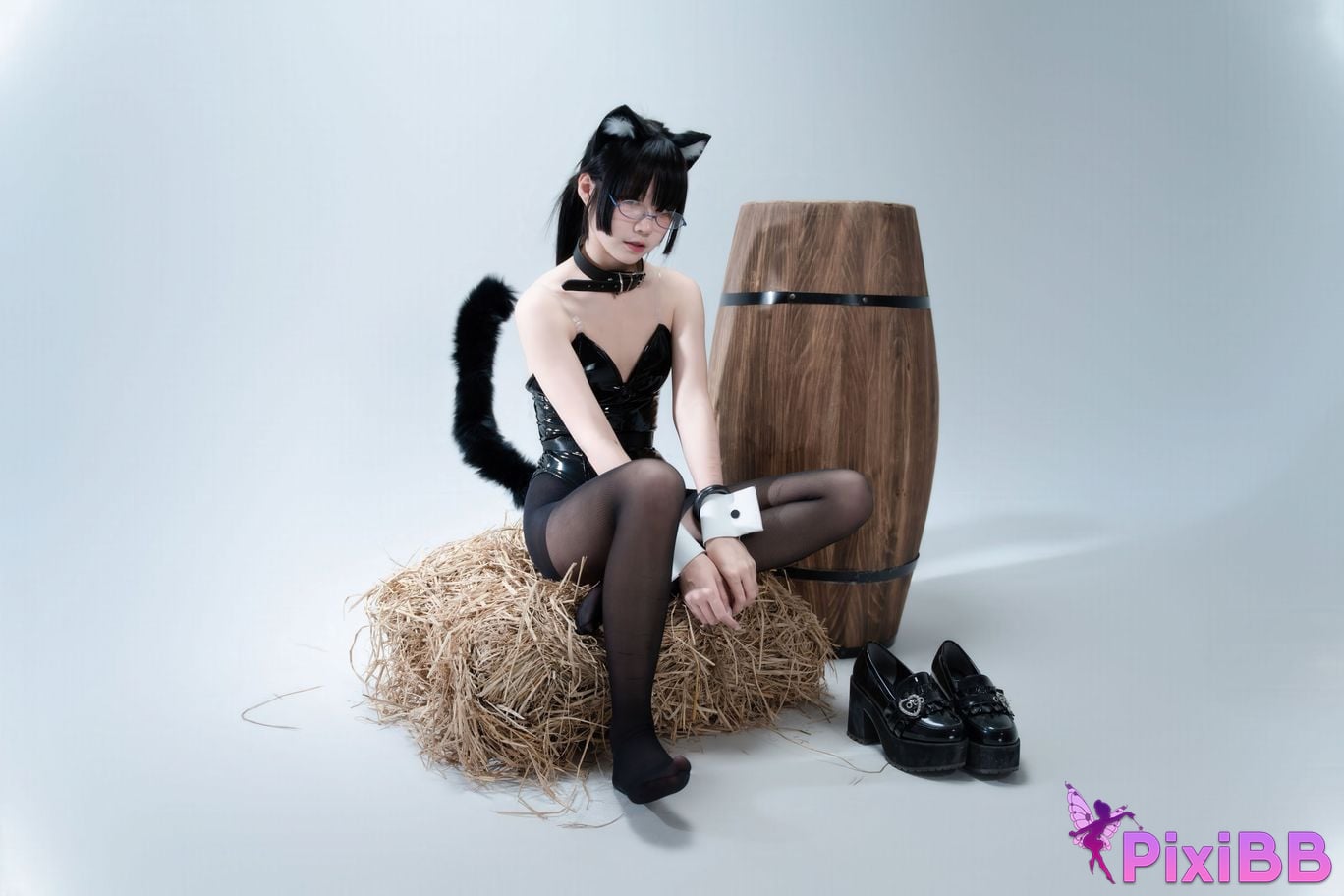 Cosplayer Shimizu Nagi The cat said you can have cake PixiBB.COM 061