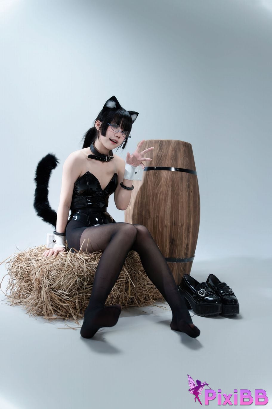 Cosplayer Shimizu Nagi The cat said you can have cake PixiBB.COM 063