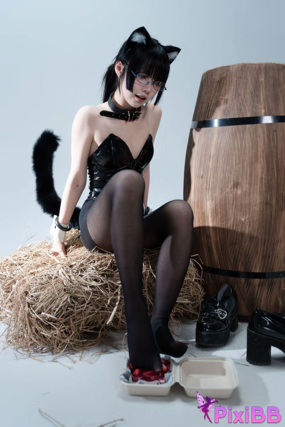 Cosplayer Shimizu Nagi The cat said you can have cake PixiBB.COM 069