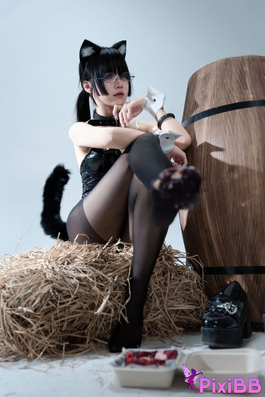 Cosplayer Shimizu Nagi The cat said you can have cake PixiBB.COM 084