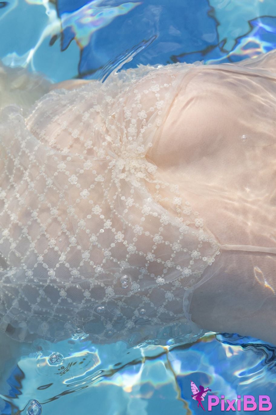 Japanese Idol Nanako Aizawa FRIDAY digital photo book N Unreleased special edition vol.3 120 pages deluxe PixiBB.COM 103