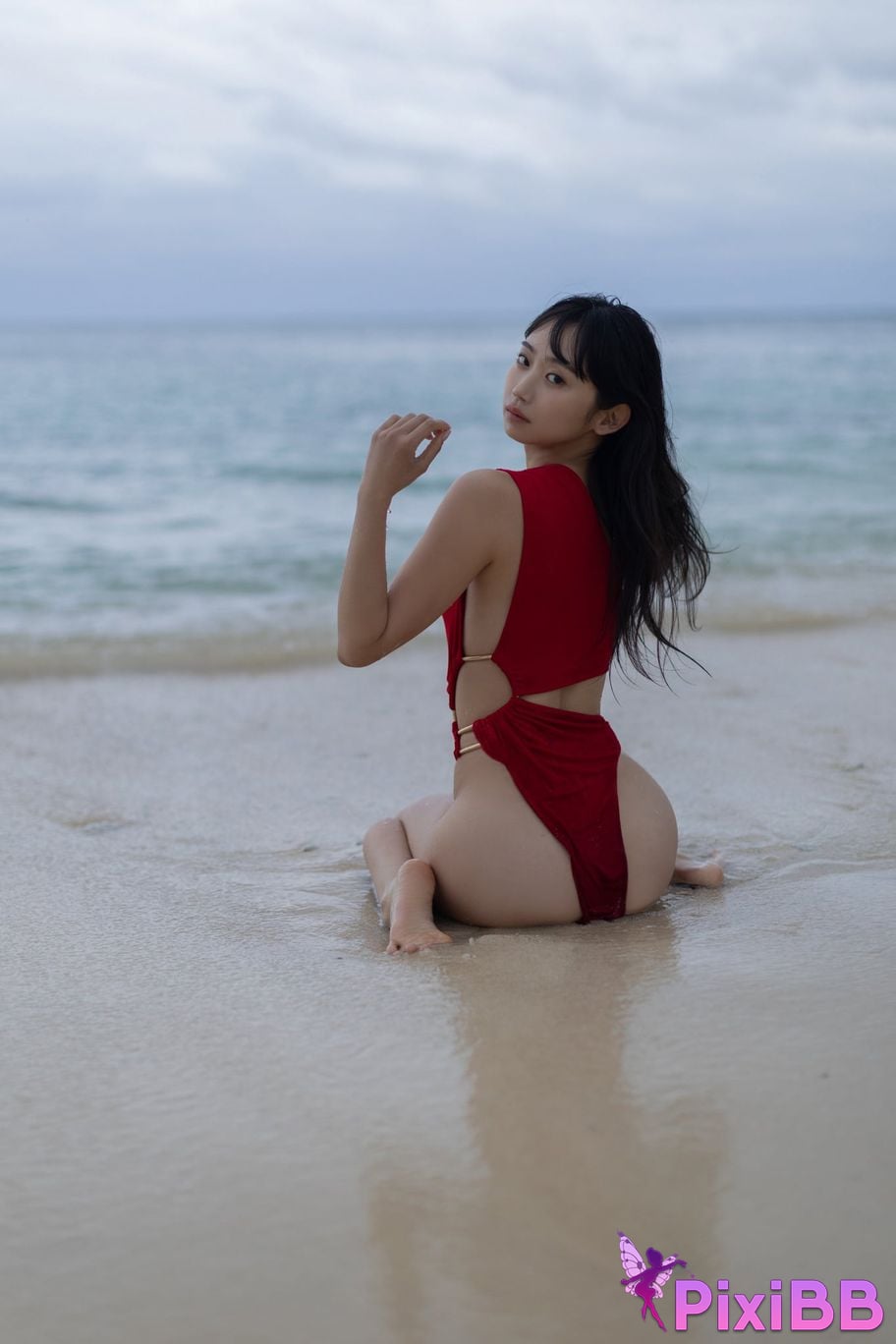 Japanese Idol Nanako Aizawa FRIDAY digital photo book N Unreleased special edition vol.3 120 pages deluxe PixiBB.COM 125