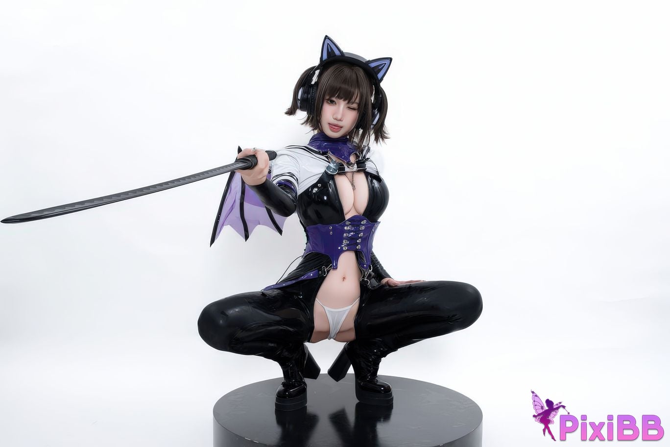 Cosplayer Qiqi be good White shed gel coat PixiBB.COM 051