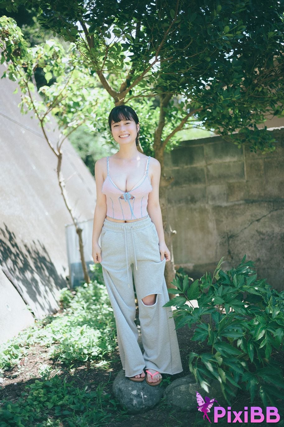 Japanese Idol Sakurako Okubo FLASH digital photo book I can hear the sound of sea PixiBB.COM 015