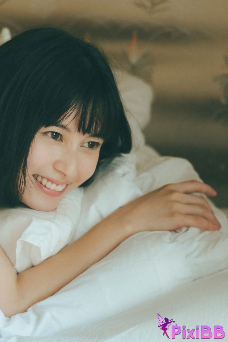 Japanese Idol Sakurako Okubo FLASH digital photo book I can hear the sound of sea PixiBB.COM 037