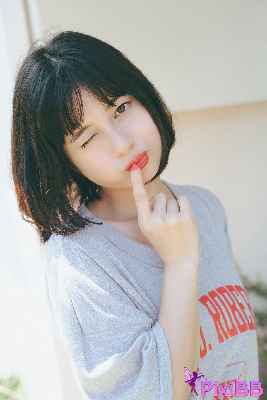 Japanese Idol Sakurako Okubo FLASH digital photo book I can hear the sound of sea PixiBB.COM 045