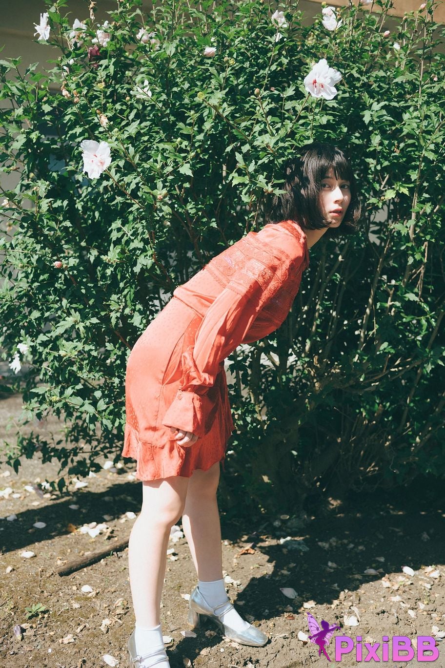 Japanese Idol Sakurako Okubo FLASH digital photo book I can hear the sound of sea PixiBB.COM 048