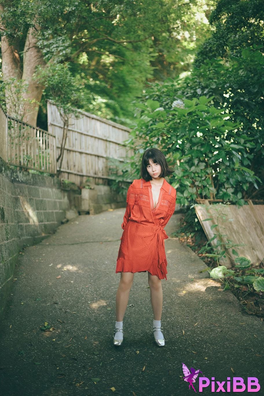 Japanese Idol Sakurako Okubo FLASH digital photo book I can hear the sound of sea PixiBB.COM 051