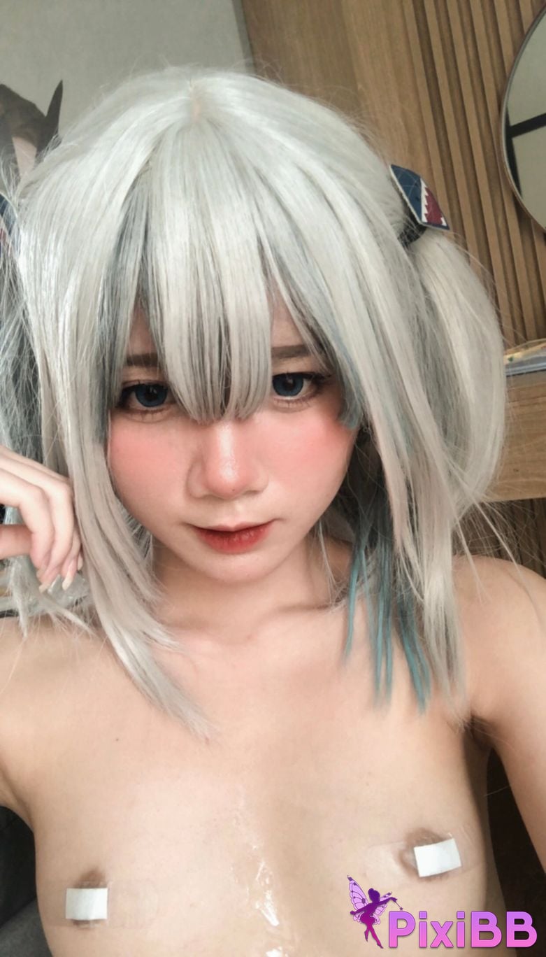 Cosplayer PoppaChan ChanPoppa Gumroad NOne Gawr Gura Garoo gula PixiBB.COM 037