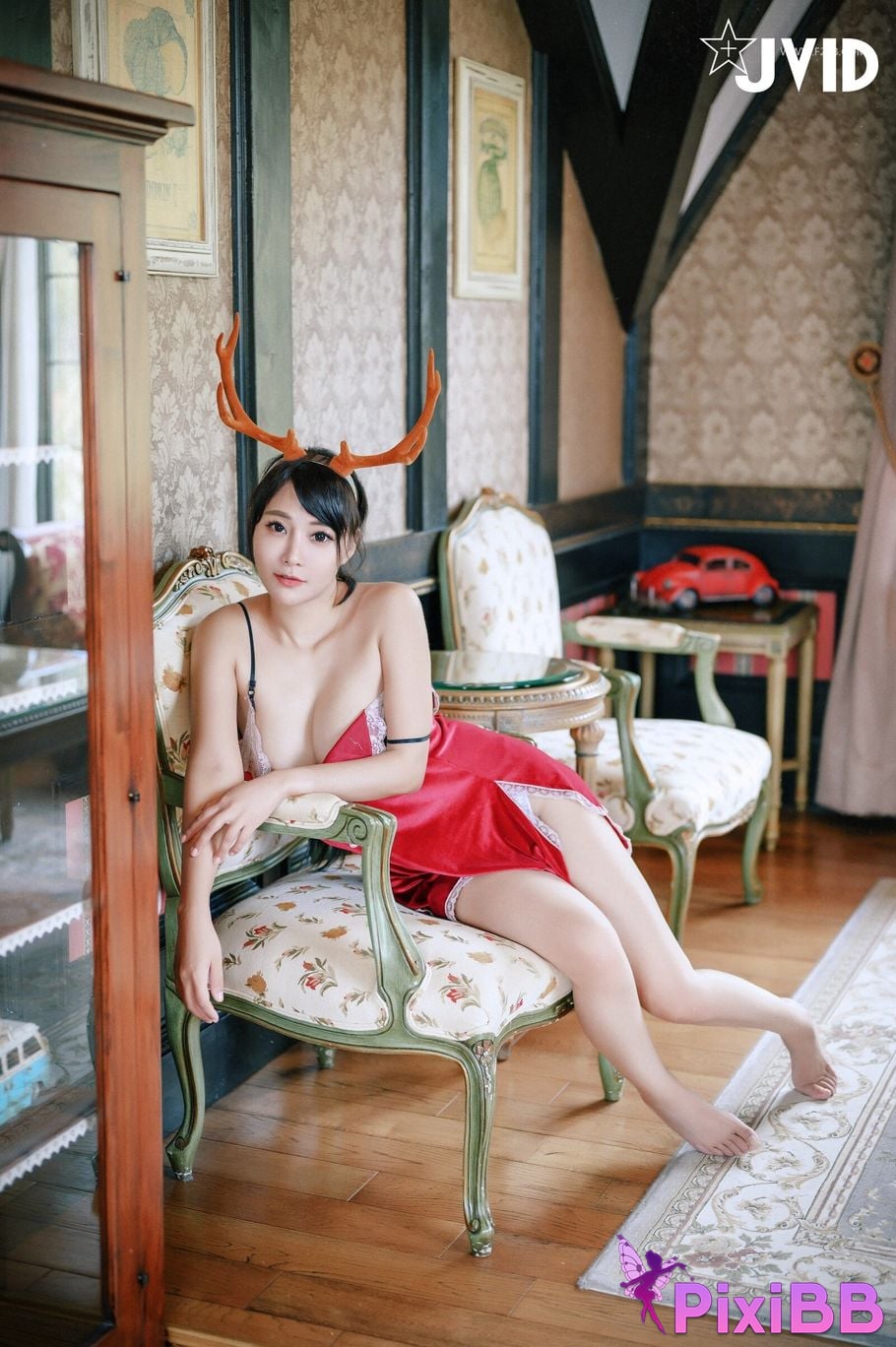 JVID Lele Le Quan Ji Shang Kong Wu Ma Big tits goddess le lu jiao nv hai de bao en PixiBB.COM 017