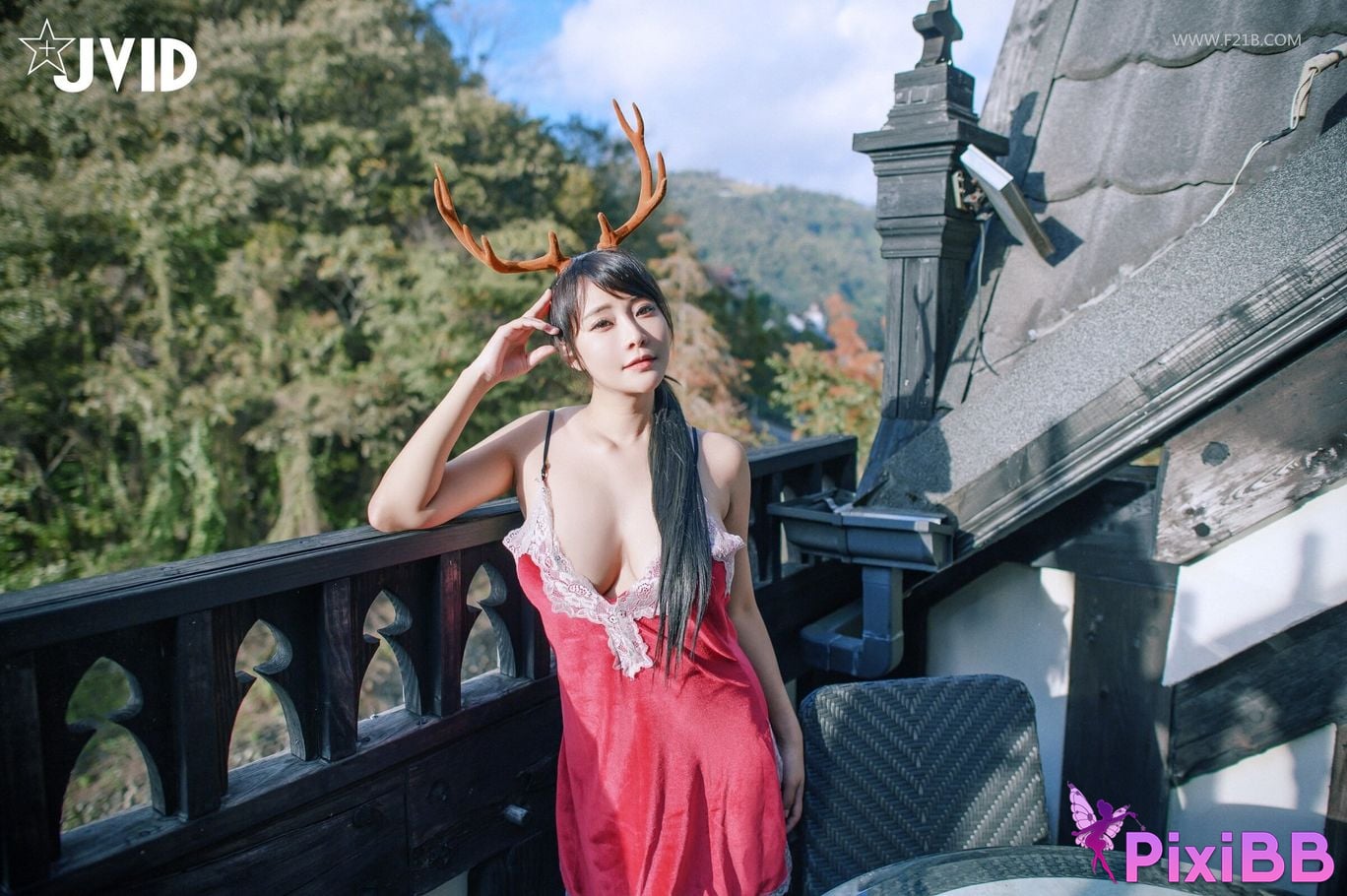 JVID Lele Le Quan Ji Shang Kong Wu Ma Big tits goddess le lu jiao nv hai de bao en PixiBB.COM 035