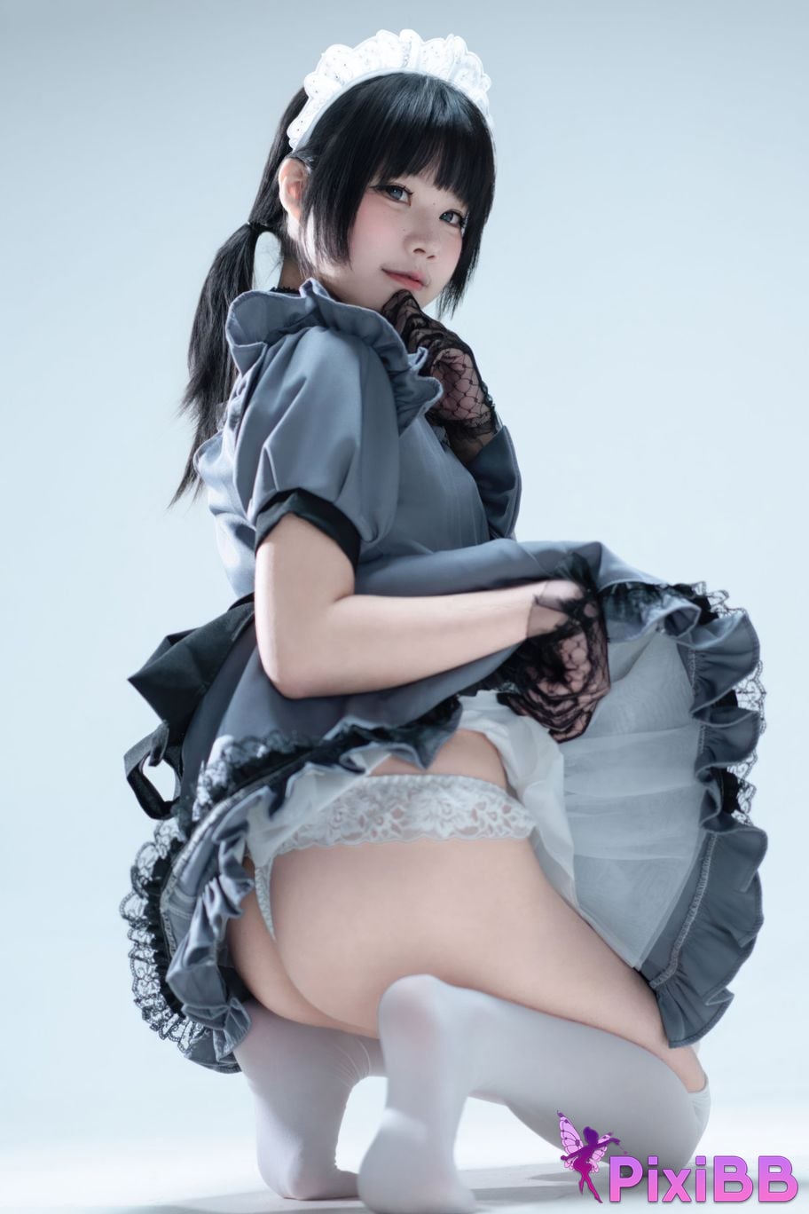 Cosplayer Shimizu Nagi Suitcase with gray maid PixiBB.COM 048