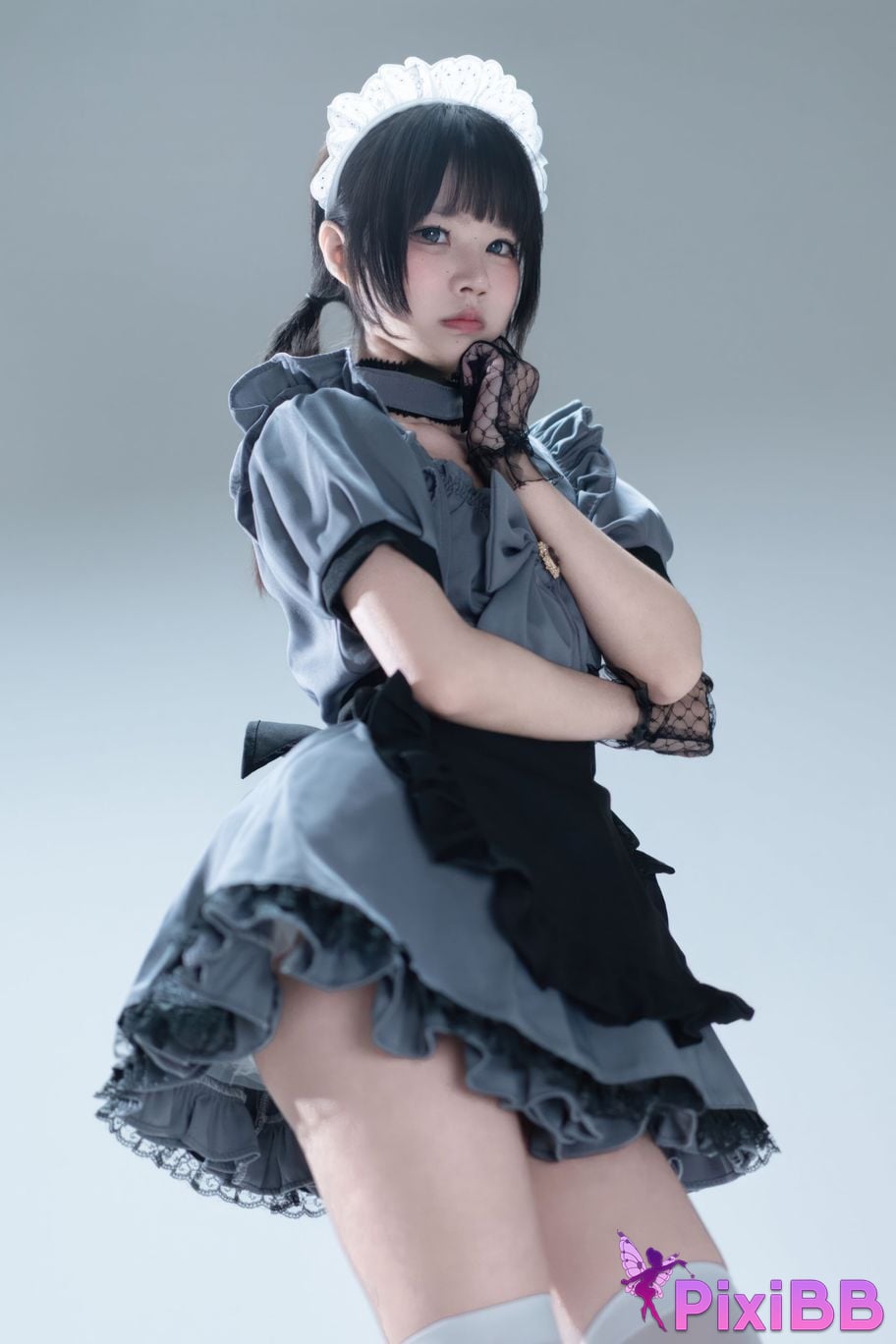 Cosplayer Shimizu Nagi Suitcase with gray maid PixiBB.COM 056