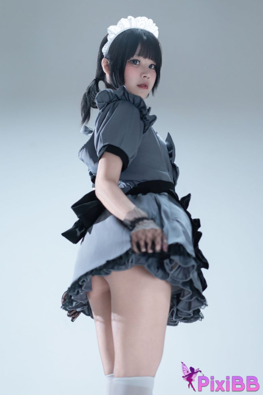 Cosplayer Shimizu Nagi Suitcase with gray maid PixiBB.COM 078