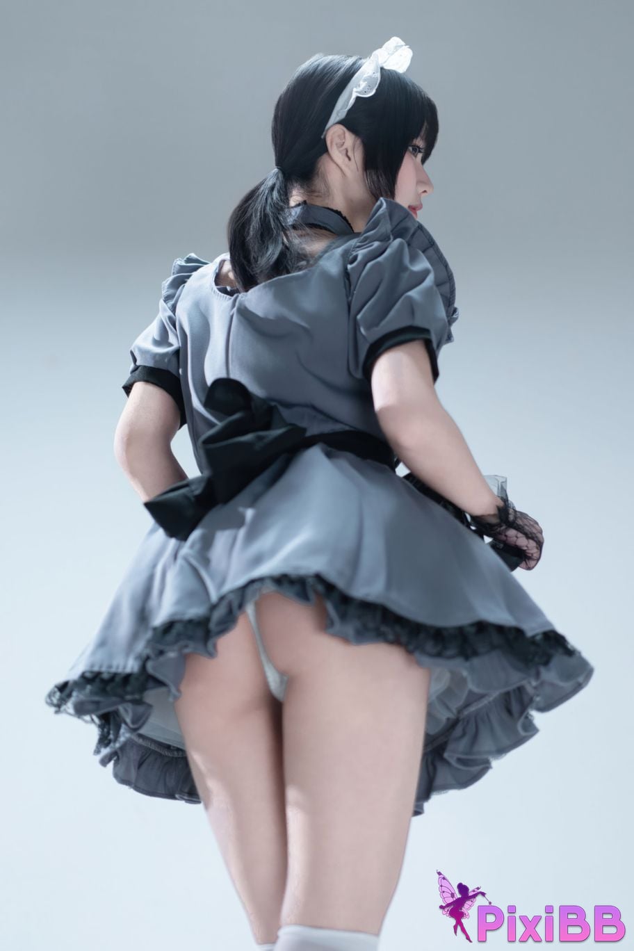 Cosplayer Shimizu Nagi Suitcase with gray maid PixiBB.COM 080