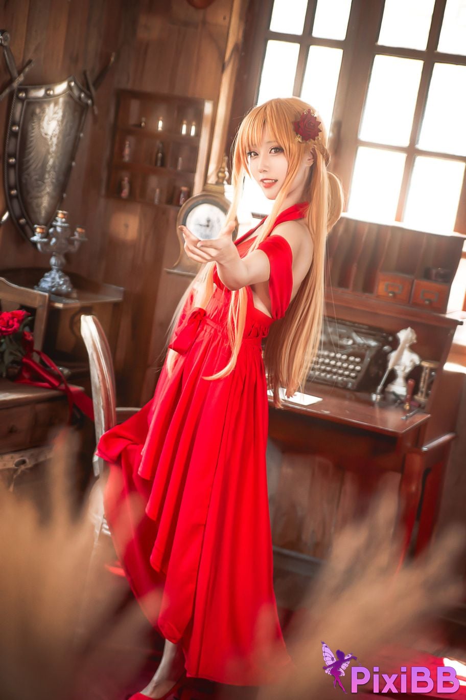 Cosplayer cut Celia Sword Art Online Asuna dress PixiBB.COM 011