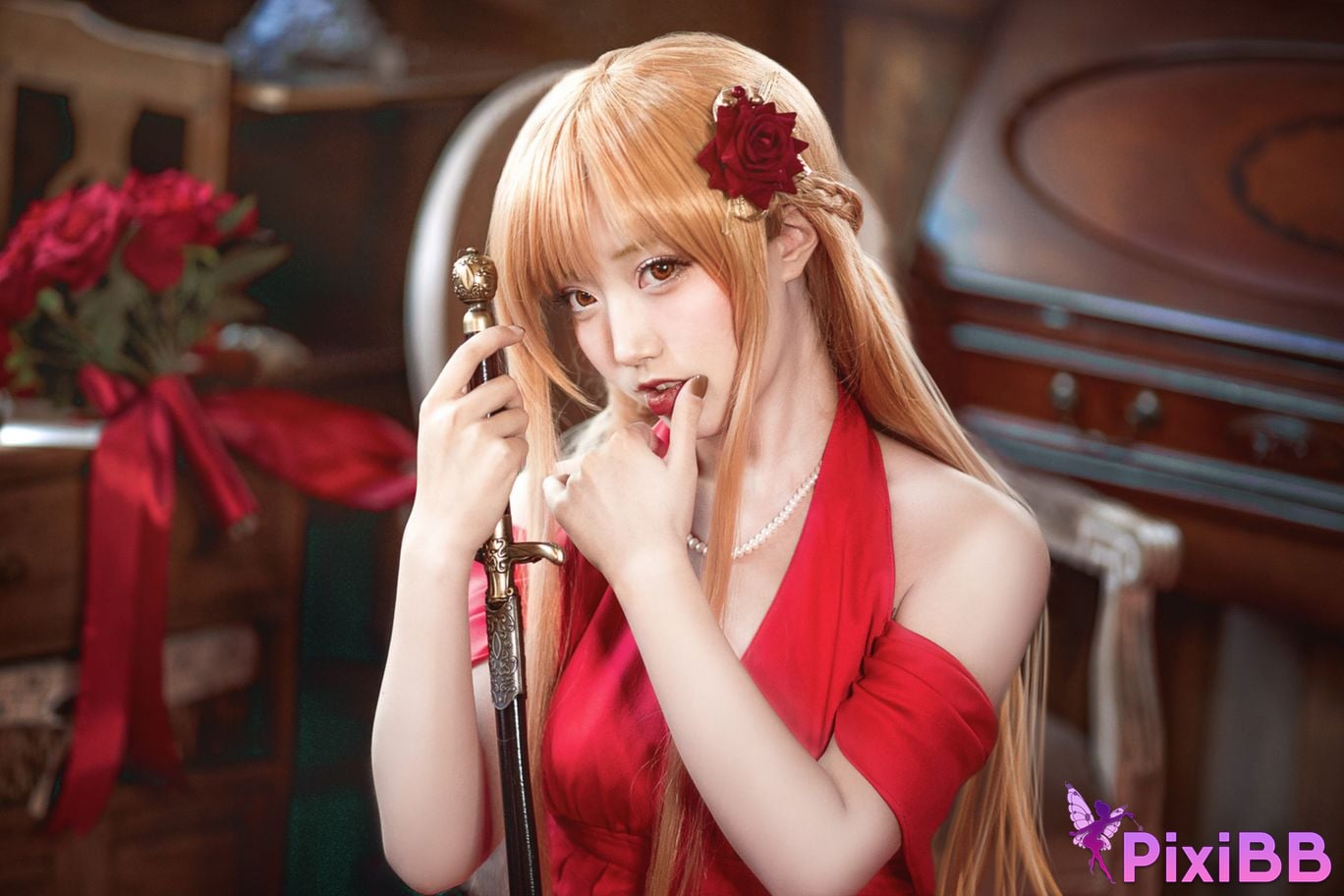 Cosplayer cut Celia Sword Art Online Asuna dress PixiBB.COM 013