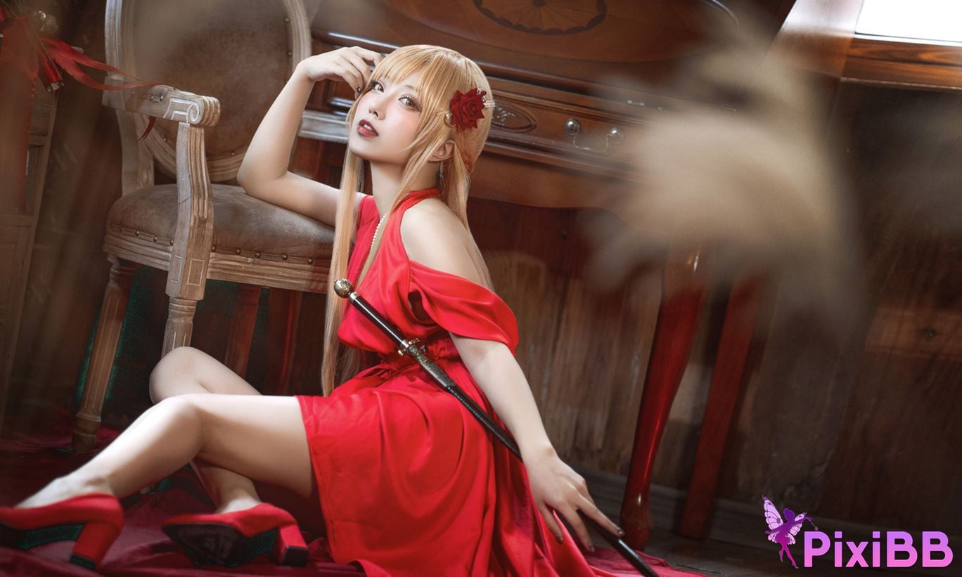 Cosplayer cut Celia Sword Art Online Asuna dress PixiBB.COM 023