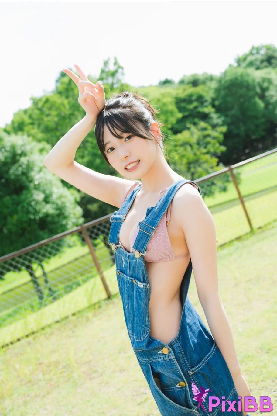 Japanese Idol No name yet FRIDAY digital photo book The brightness of a first class star Vol.1 All cuts PixiBB.COM 003