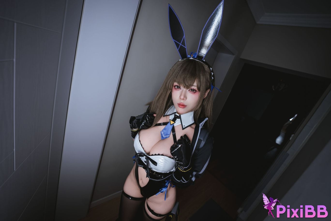 Cosplayer Nine words Takeaway bunny girl PixiBB.COM 001