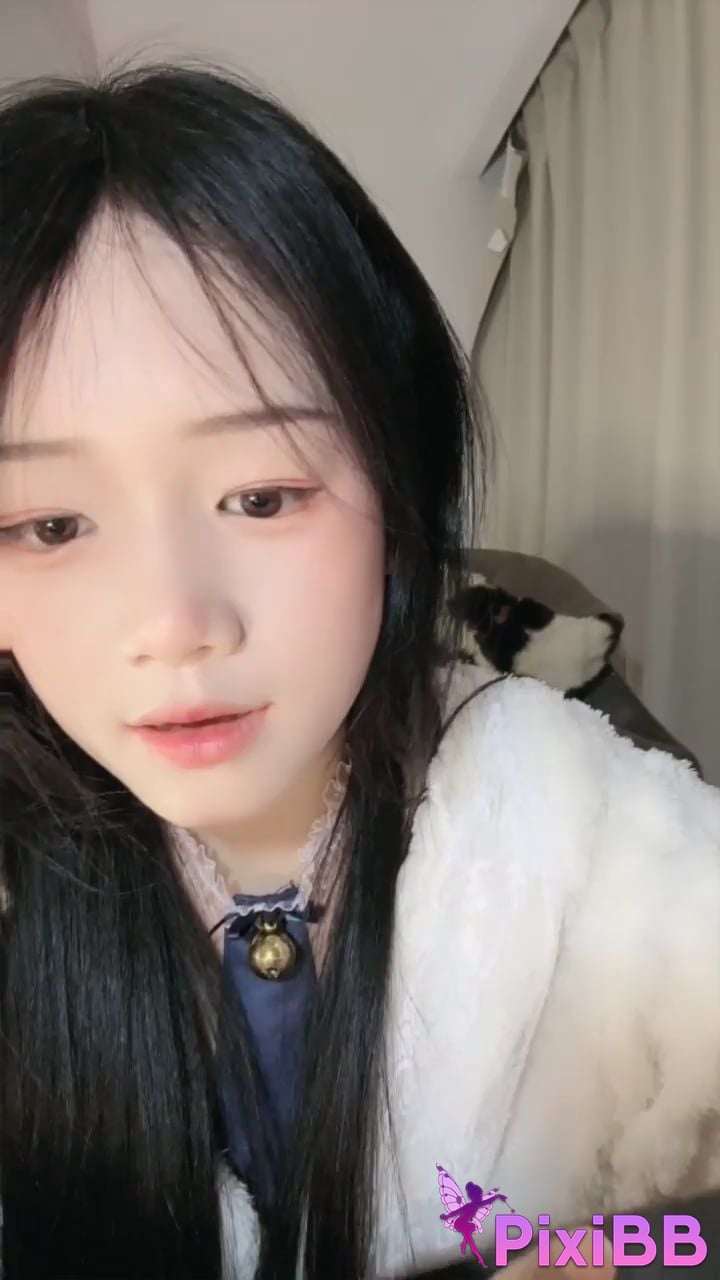 e Too lazy to spray Dangerous Pure Desire G Big tit girl dances naked PixiBB.COM 012