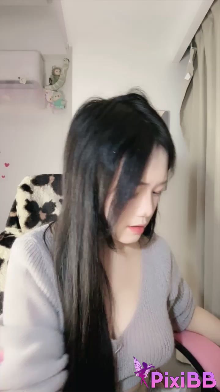 e Too lazy to spray Dangerous Pure Desire G Big tit girl dances naked PixiBB.COM 019